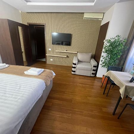 Therme Airport Resort Corbeanca Bagian luar foto
