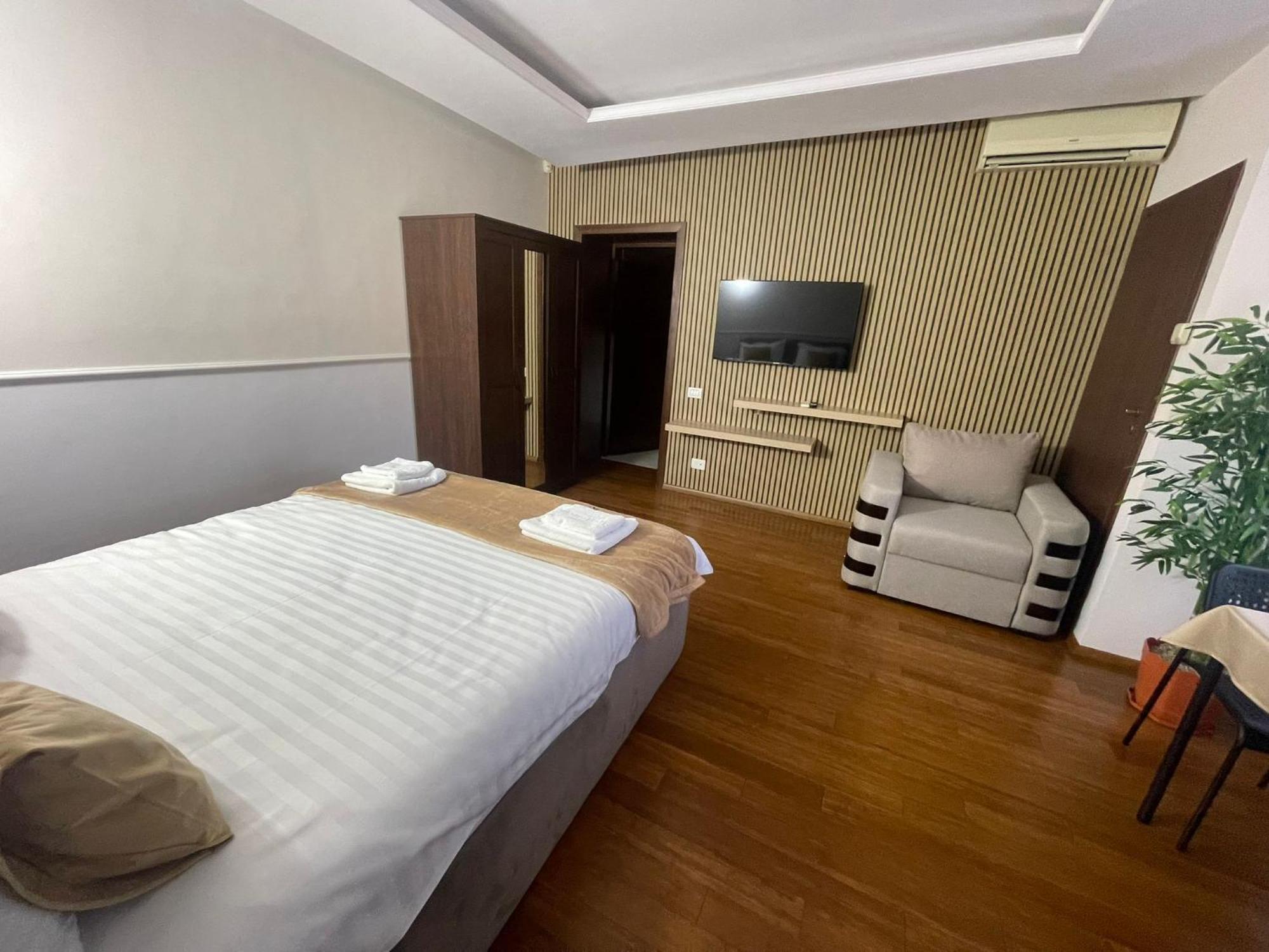 Therme Airport Resort Corbeanca Bagian luar foto