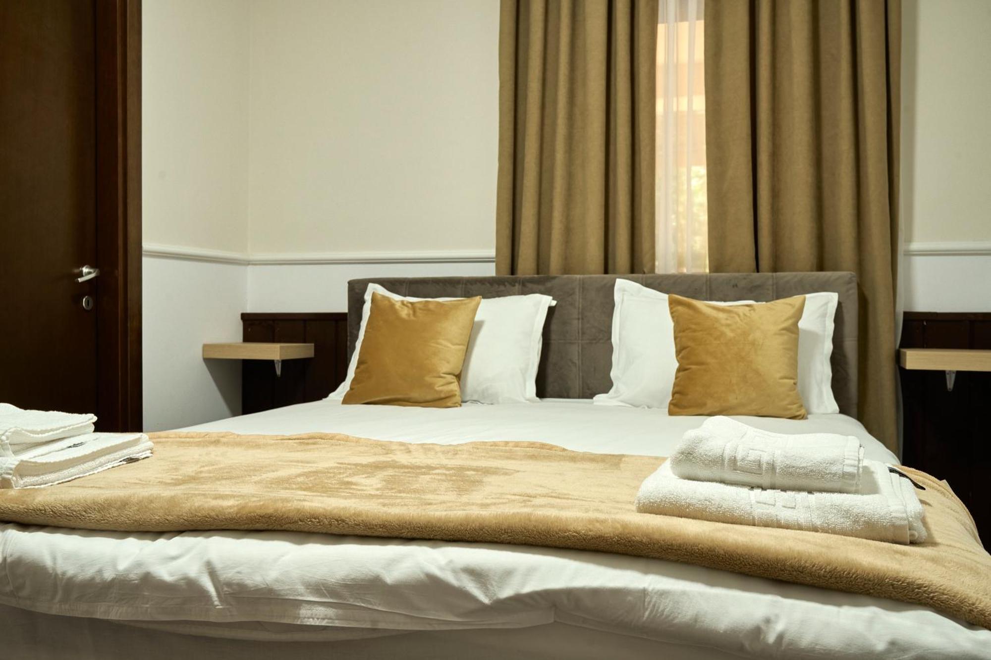 Therme Airport Resort Corbeanca Bagian luar foto