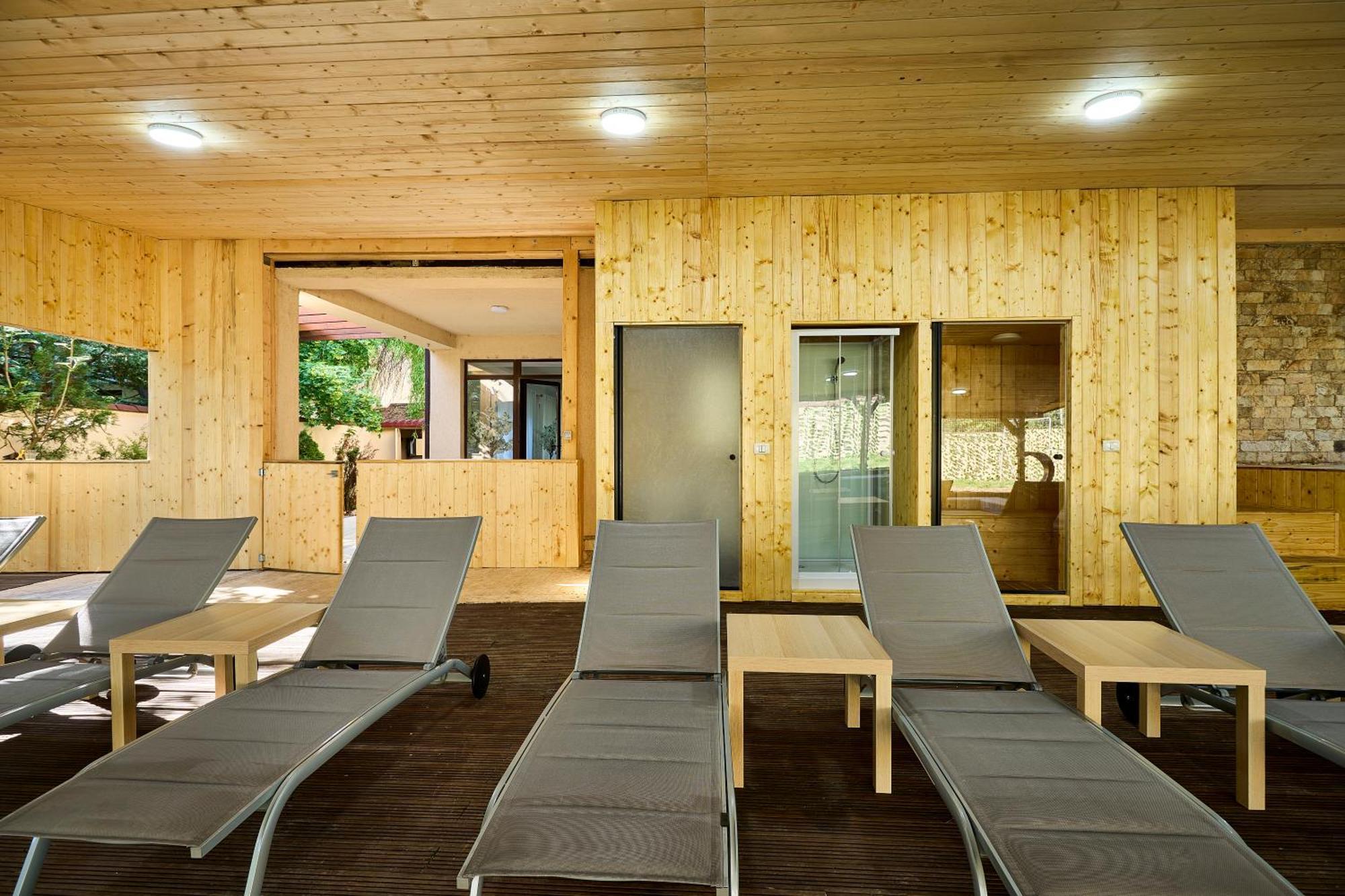 Therme Airport Resort Corbeanca Bagian luar foto