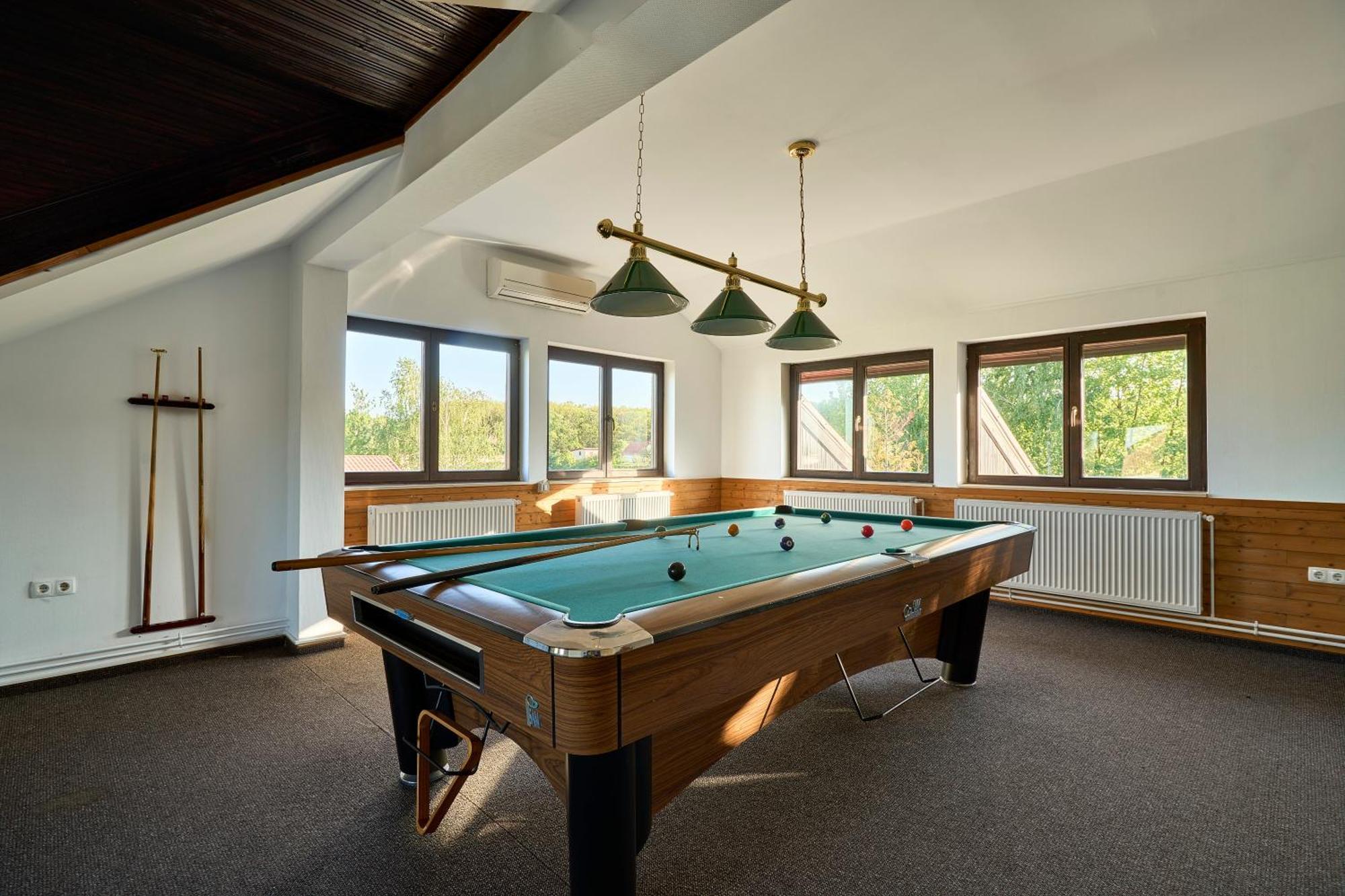 Therme Airport Resort Corbeanca Bagian luar foto
