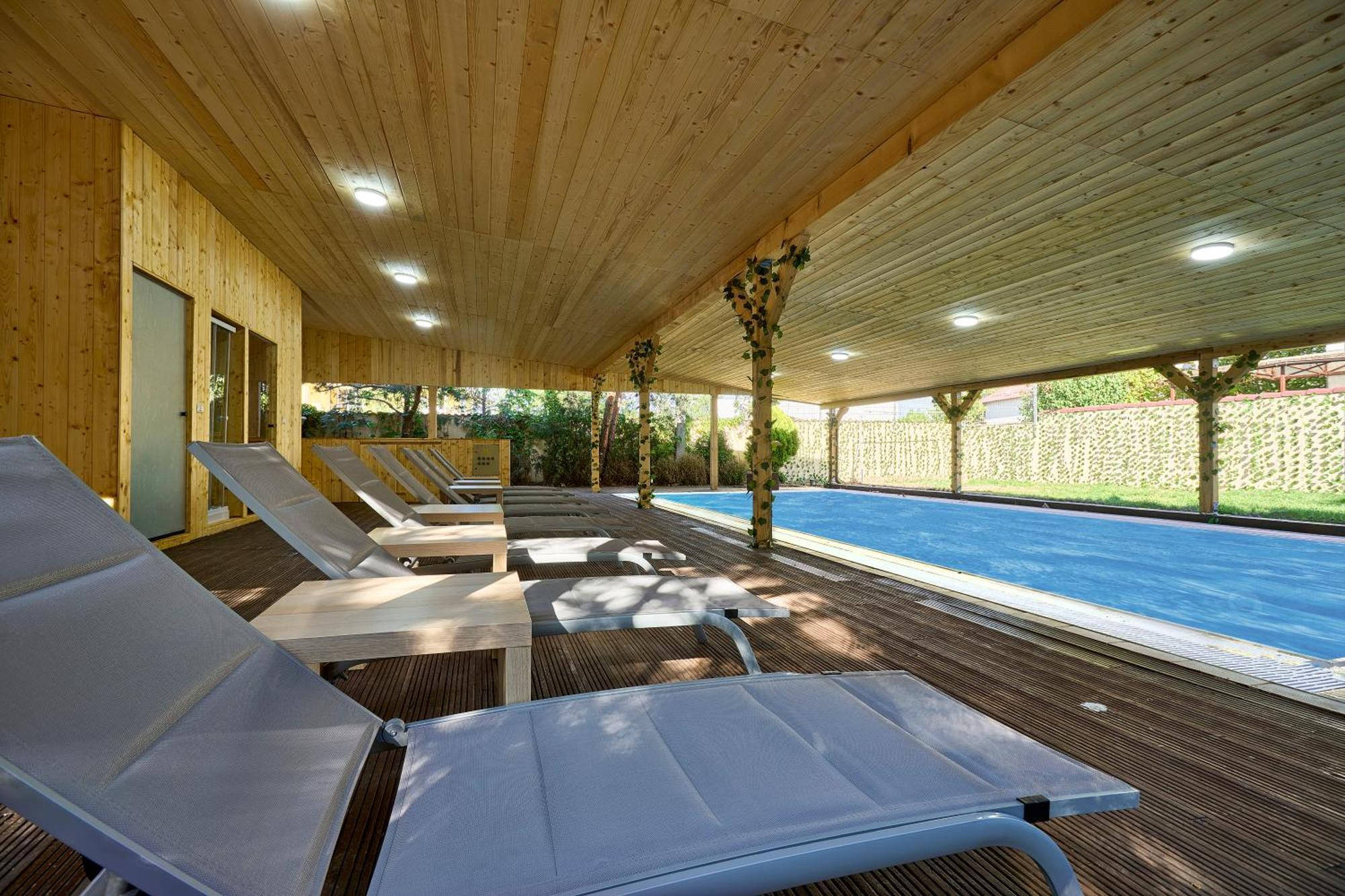 Therme Airport Resort Corbeanca Bagian luar foto